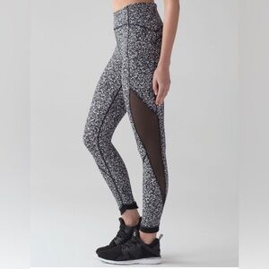 Lululemon leggings size 4